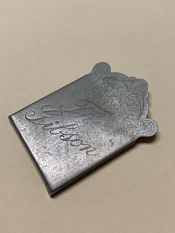 Gibson1960年代? マンドリン用テイル ピース カバーのみ Gibson1960年代? マンドリン用テイル ピース カバーのみ