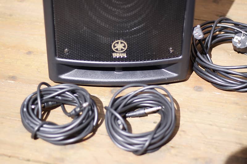 Yamaha Stagepas 300 Portable PA System - Black | Reverb Yamaha Stagepas 300 Portable PA System - Black | Reverb