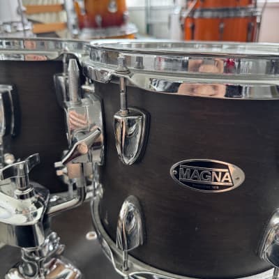 Magna 22,10,12,14 maple drumkit image 7