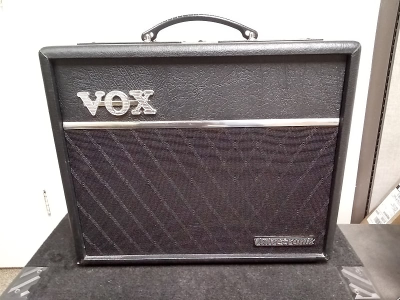 Vox Valvetronix VT20+ 20w Guitar Combo Amp | Reverb