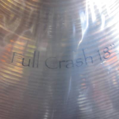 Paiste 4001418 18" Signature Full Crash Cymbal image 3