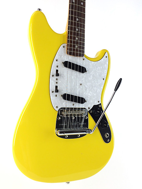 Fender Mustang, ‘69, Rebel Yellow, 2008, Rare Colour
