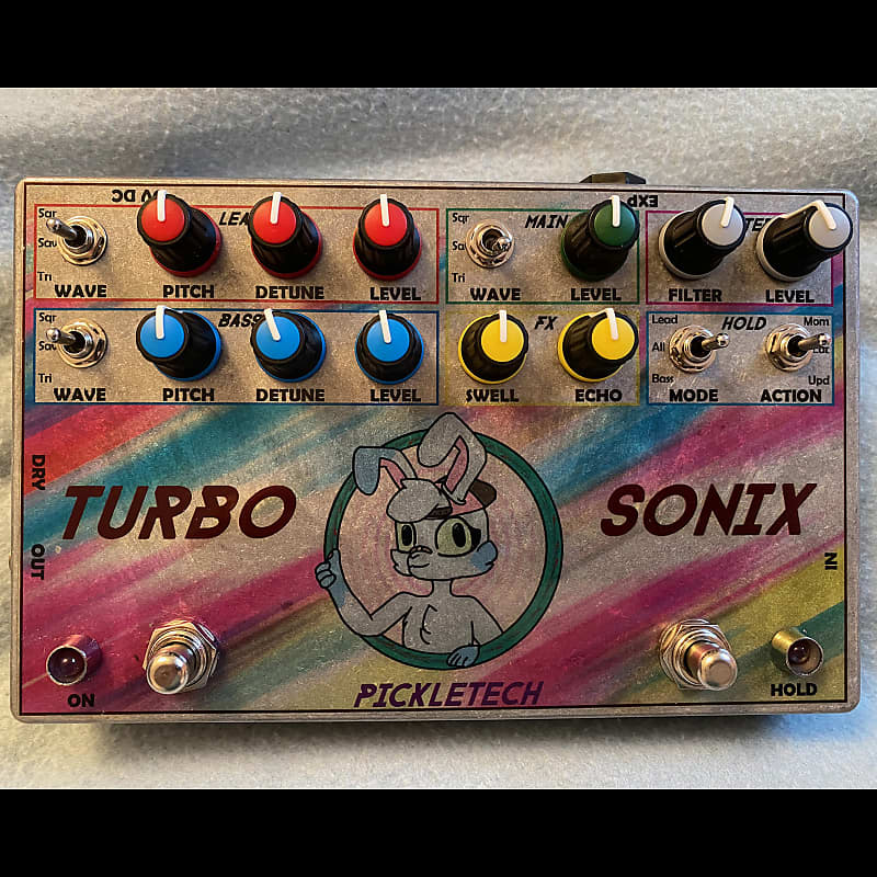 Pickletech TurboSonix 3 Oscillator Monophonic Synthesizer Reverb