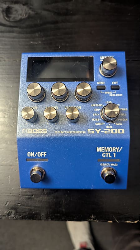 Boss SY 200