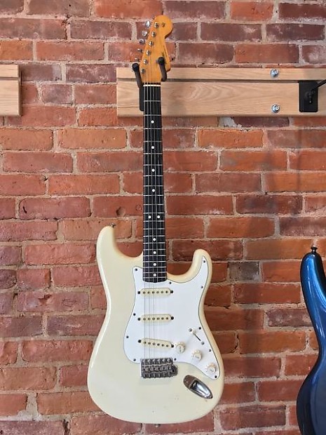 Fernandes The Revival RST-50 '83 / Stratocaster '76 Type
