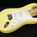 Fender Player Stratocaster with Maple Fretboard 2020 - Buttercream
