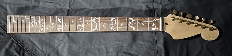 Never Installed Replacement OEM Stratocaster Rosewood Neck w/ Free Tuners & Neck Plate image 1