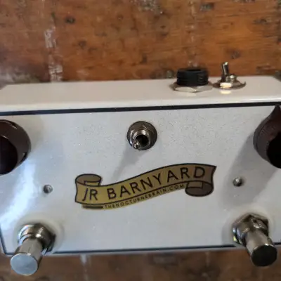【超希少】Nocturen Brain JR BARNYARD プリアンプ JR BARNYARD® EH-150 /185 octal tube style Preamp – The