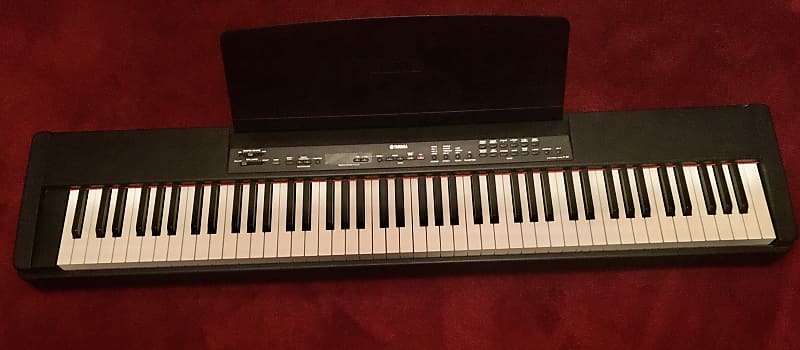 Yamaha P90 2002 Black 