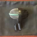 AKG D112