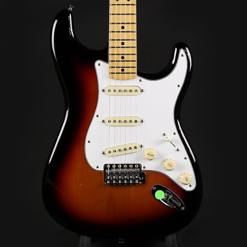 Fender Jimi Hendrix Stratocaster Maple Fingerboard 3-Color Sunburst  (MX21510319)