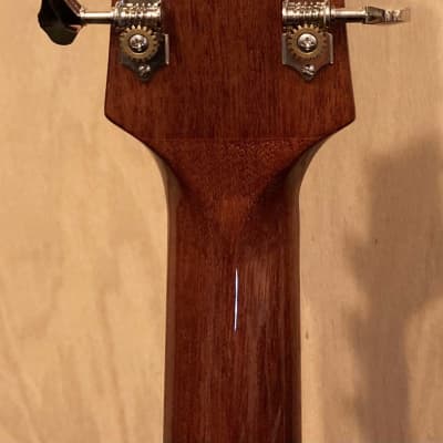 The Loar LH - 309 - VS Archtop Guitar Sunburst image 12