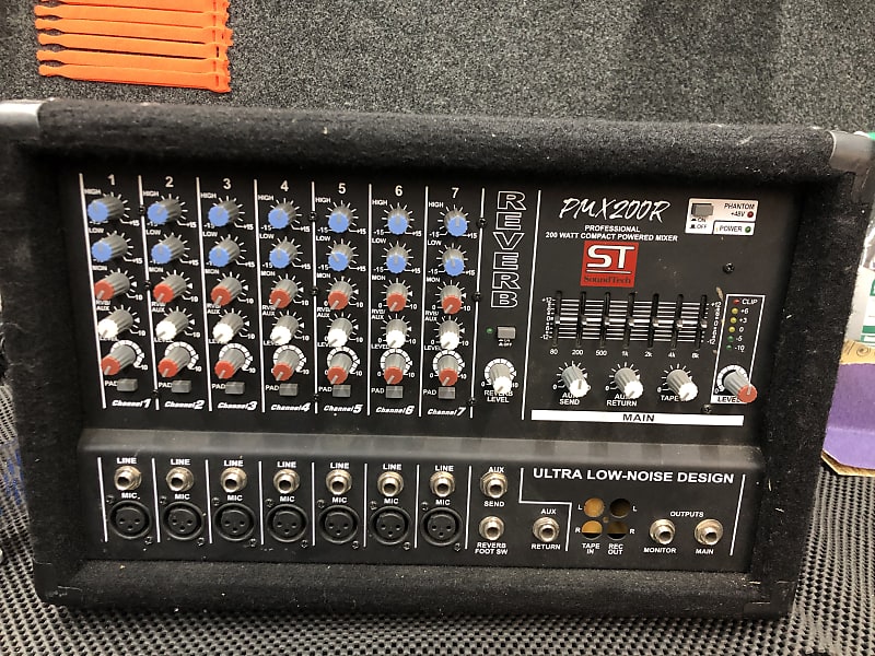 SoundTech PMX200R Powered Mixer 7Channel w/48volt cheapest Phantom Power