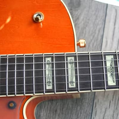 GRETSCH "G6120 Eddie Cochran Signature Hollow Body, Maple Satin" HARDCASE, PAPERS image 7