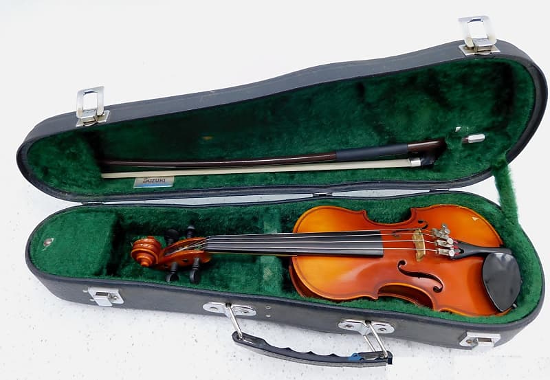 Suzuki Stradivarius Copy Model 101RR (1/16 Size) Violin