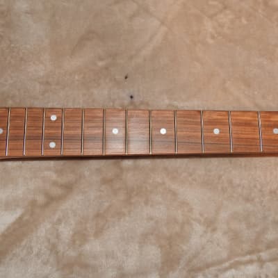 WD Music SNVSVPF Lic. Fender Pau Ferro Stratocaster Neck Vintage Amber Gloss Poly Soft V Profile #2 image 4