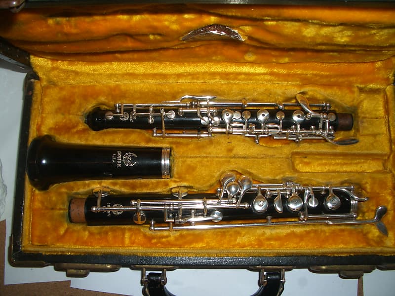 Linton  Student oboe image 1