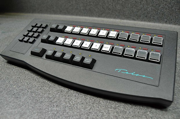 Telos ONE-x-Six Complete Talk Show Telephone System | Reverb Telos ONE-x-Six Complete Talk Show Telephone System | Reverb