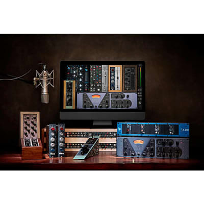 Universal Audio APX8-HE Apollo x8 Rackmount Recording Interface. Heritage Edition (Thunderbolt 3) 11/1-12/31/23 Buy a rackmount Apollo and get a free UA Sphere DLX microphone image 7