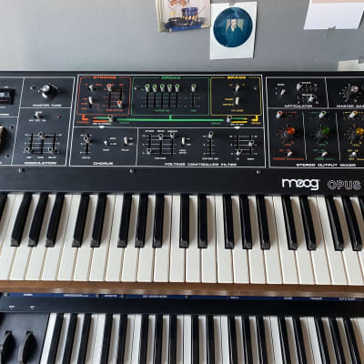 Moog Opus 3 1980