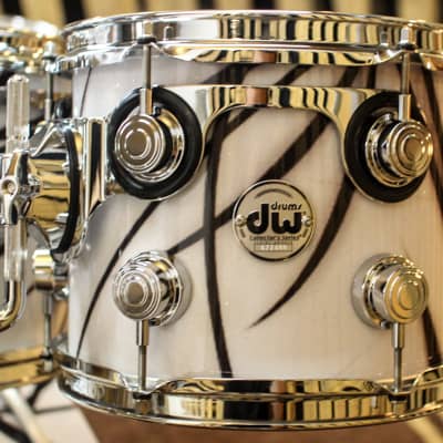 DW Collector's Series Drum Set, White Glass Contrail 20, 10, 12