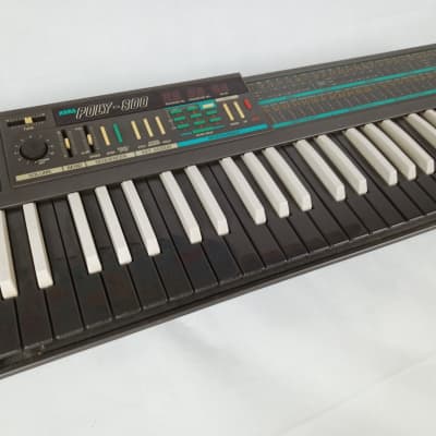 Korg Poly-800 1980s  reversed keys