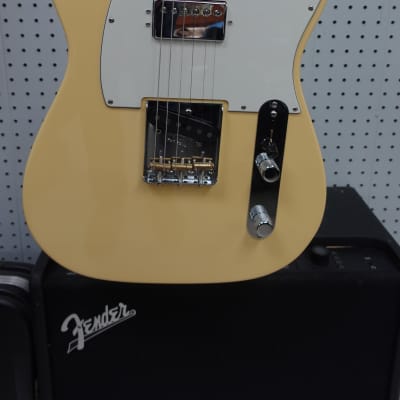 Fender Telecaster 2021 - Vintage white image 3