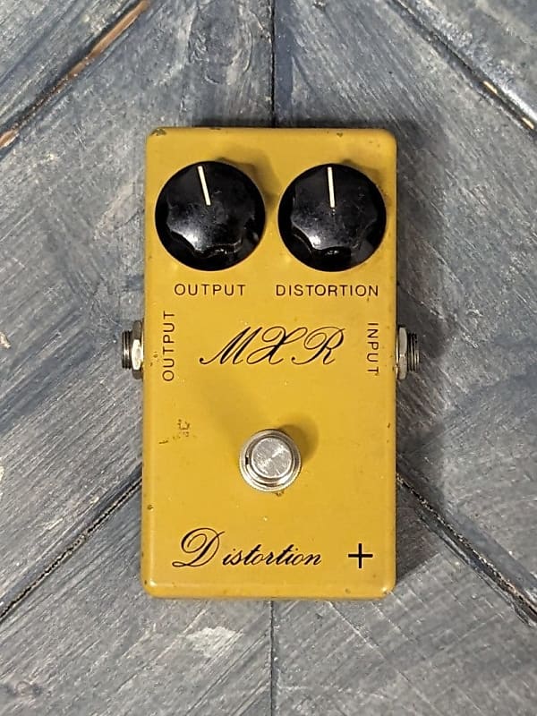 Used MXR Distortion+ Script Effect Pedal | Reverb Portugal