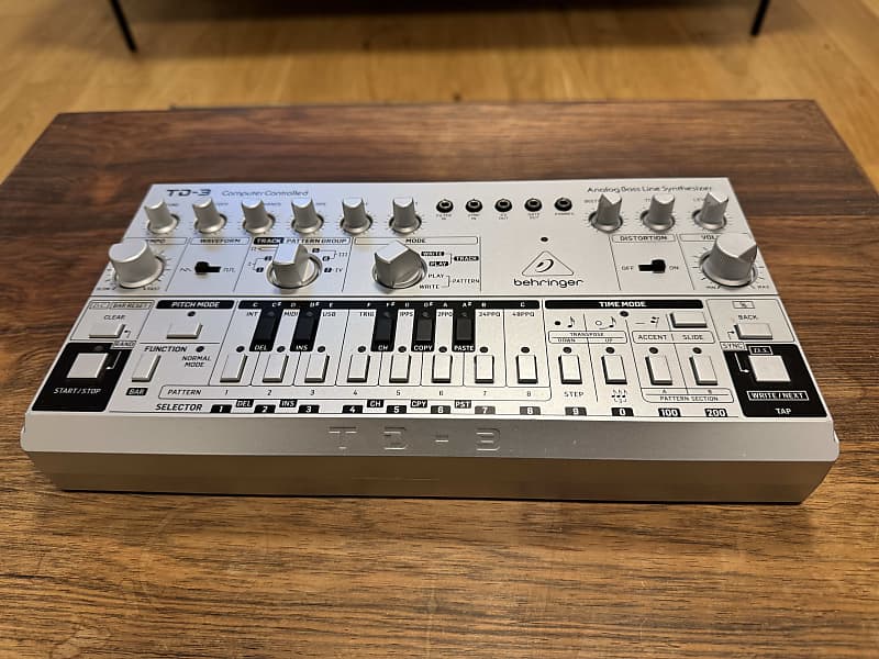 Behringer TD-3 Analog Bass Line Synthesizer 2019 - Present - Silver image 1