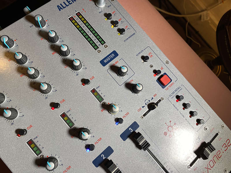Allen & Heath Xone 32 DJ Mixer | Reverb Allen & Heath Xone 32 DJ Mixer | Reverb