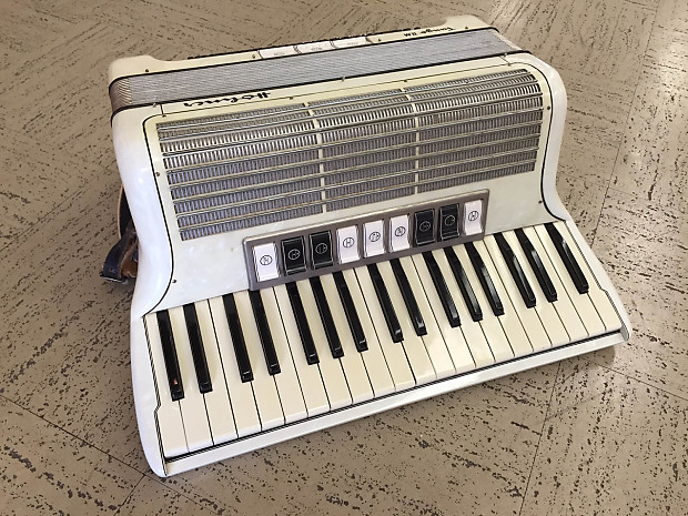 Hohner tango 2 sale m