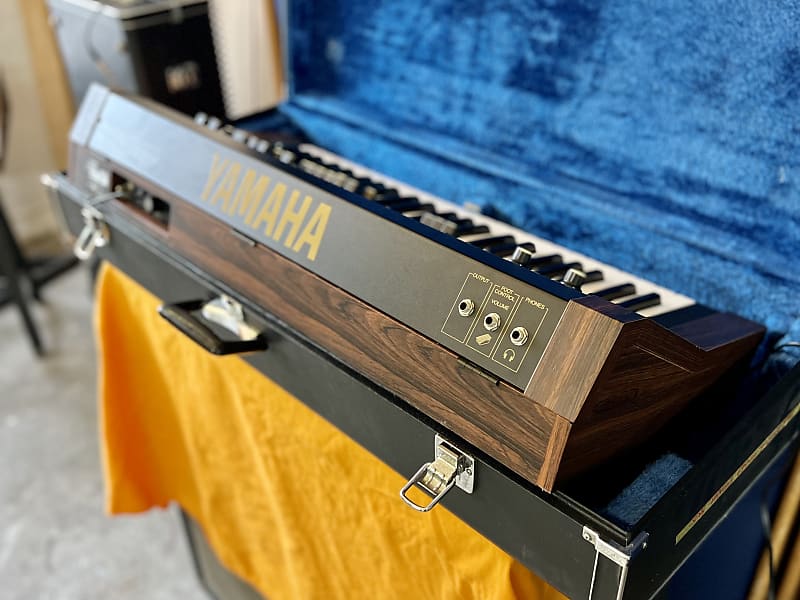 Yamaha SK-15 analog poly-synth 1970’s original vintage MIJ Japan string  synthesizer