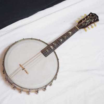 Offpheum /paramount Banjo Mandolin 1920's Vintage with case