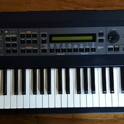 Roland XV-88 128-Voice 88-Key Expandable Digital Synthesizer image 1