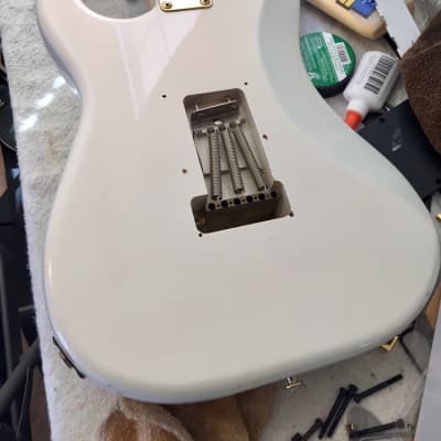 Tokai Custom Edition SD653 1980s White/Gold | Reverb