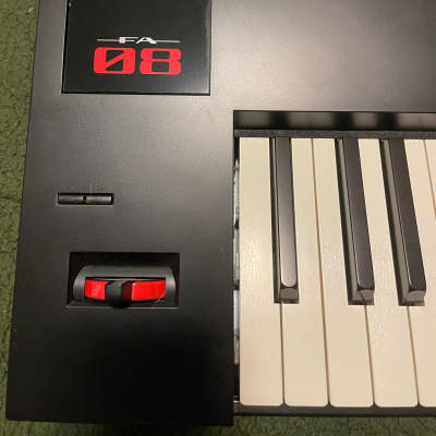 Roland FA-08 2020