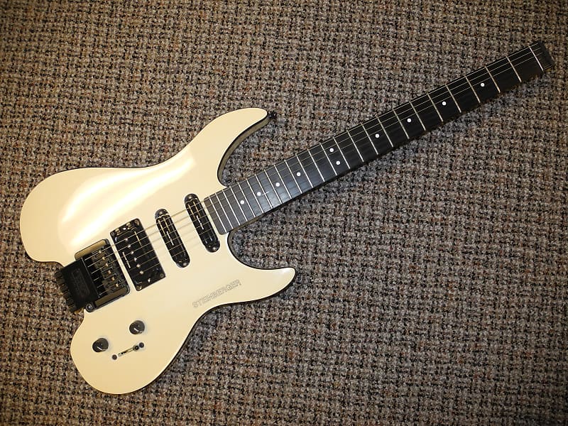ギター Steinberger GM-4T / White Steinberger GM4T White 1990 | The Music Zoo