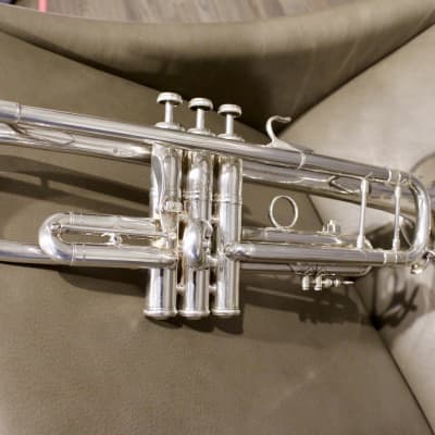 Bach Stradivarius Bb Trumpet 37 Very Early Elkhart 1965 Bach Stradivarius Bb Trumpet 37 Very Early Elkhart 1965