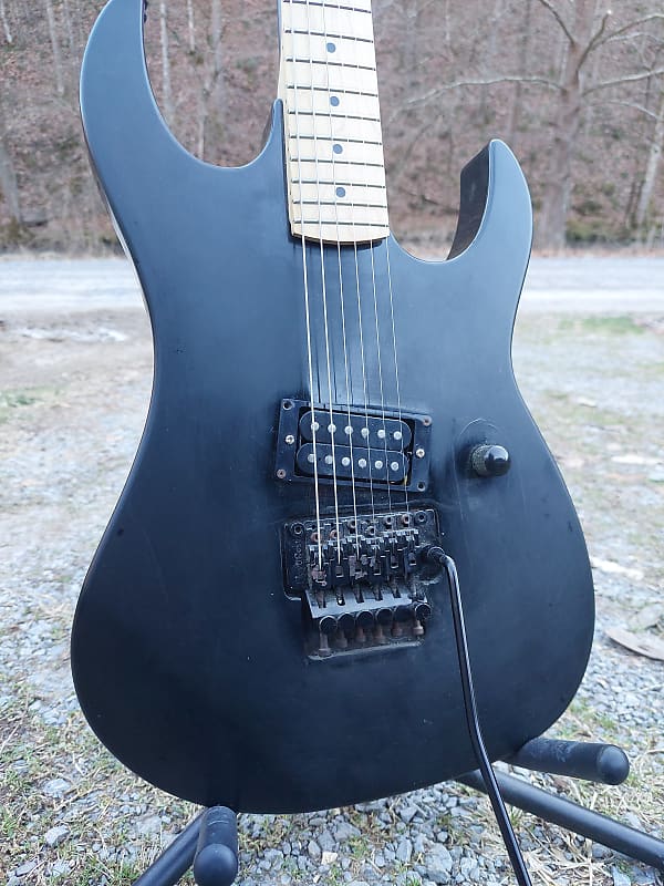 B.C. Rich Gunslinger Retro Satin Black Floyd Rose Original | Reverb