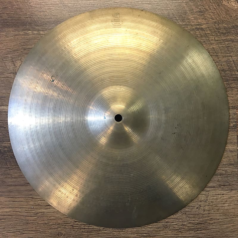 Zildjian Avedis 16-Inch/40 cm Traditional Finish Medium Crash