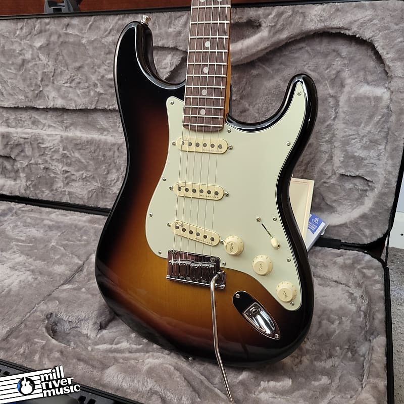 Fender American Ultra Stratocaster 2023 Sunburst Rosewood Neck w/ OHSC