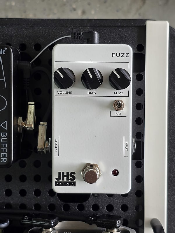 JHS 3 Series Fuzz