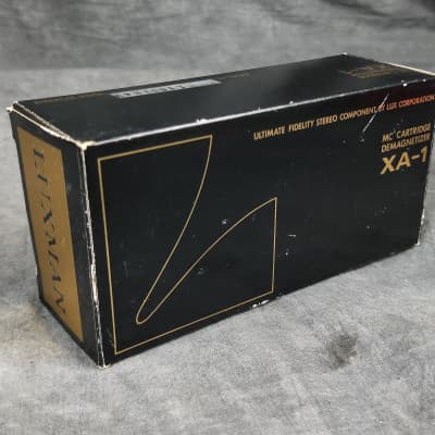 LUXMAN XA-1 MC Cartridge Demagnetizer w/ original box In Excellent Condition image 2