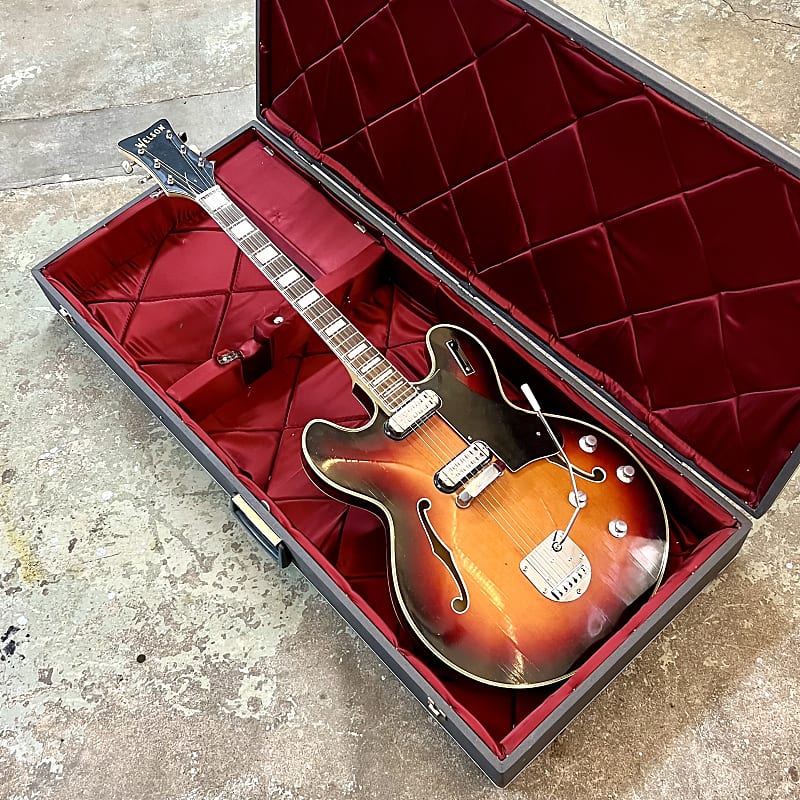 Vox coffin guitar store