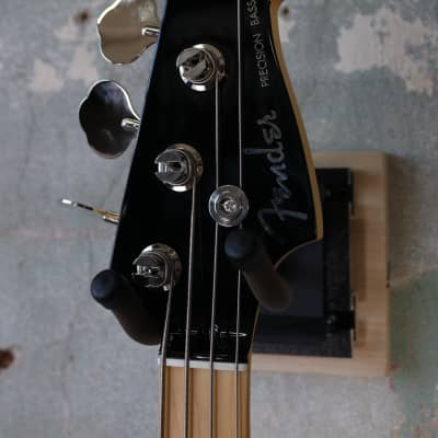 Fender Aerodyne Special Precision Bass 2022 - Present - Hot Rod Burst image 5