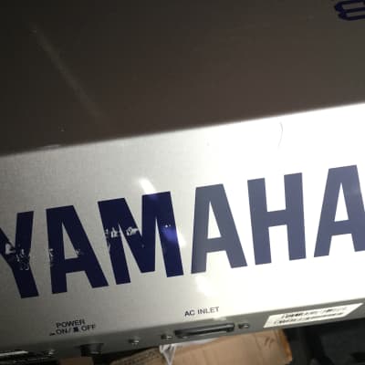 Yamaha Motif 8 88 key Synthesizer with Hard Travel Case Included image 4