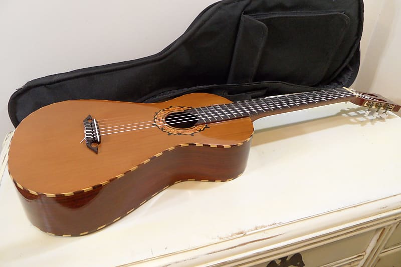 Takeharu Parlor Classical Nylon string guitar LGT31B Left Reverb