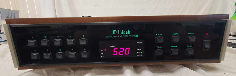 McIntosh MR7084 AM/FM Tuner with Cabinet. Works Great.