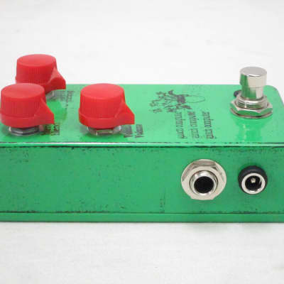 mid-fi electronics Glitch Computer Random Harmonic Fuzz Fuzz