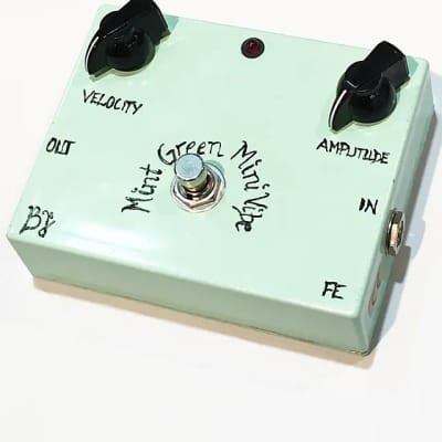 ギター BearFoot Mint Green Mini Vibe maxresdefault.jpg?sqp=-